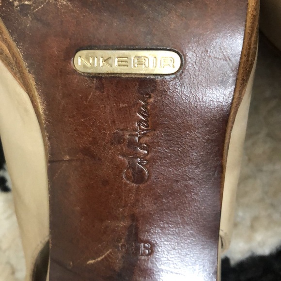 Cole Haan 9.5B Nike Air Beige Heels Cream - Picture 8 of 9